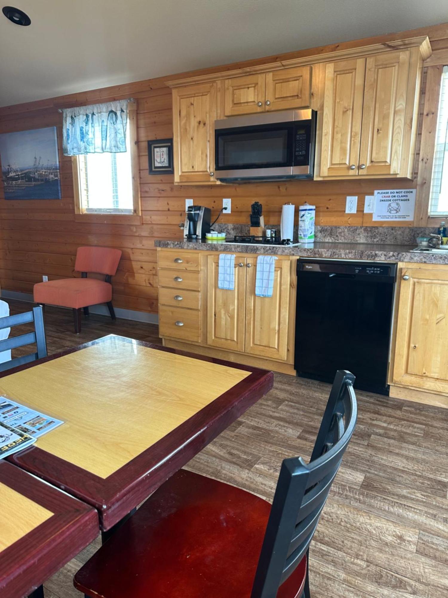 Westport Marina Cottages Стая снимка
