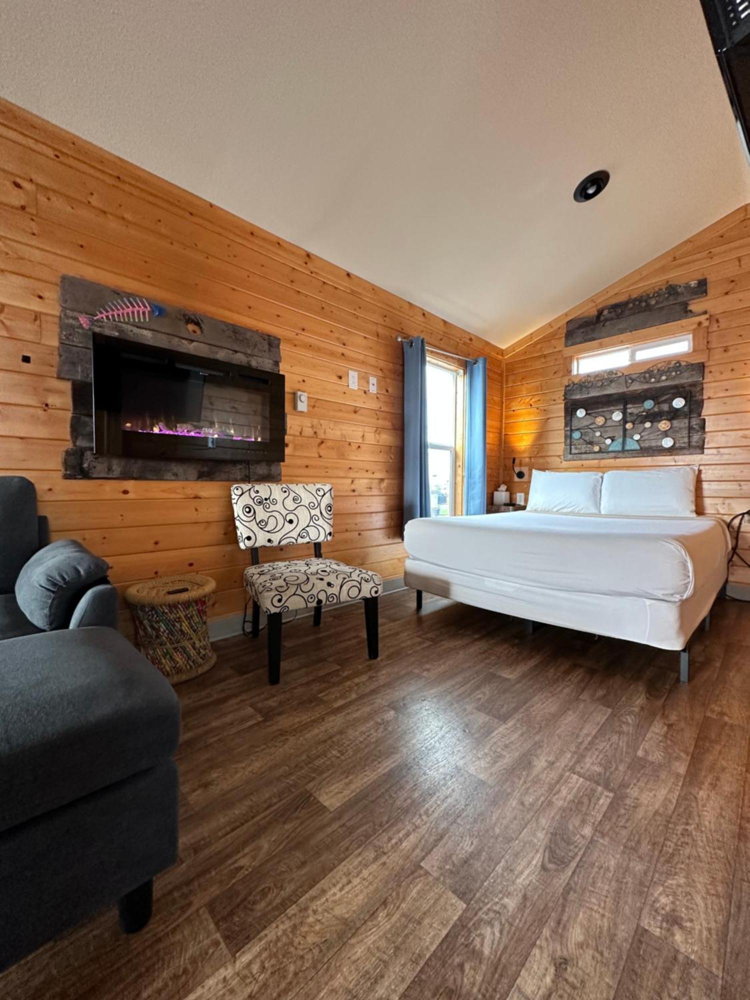 Westport Marina Cottages Екстериор снимка