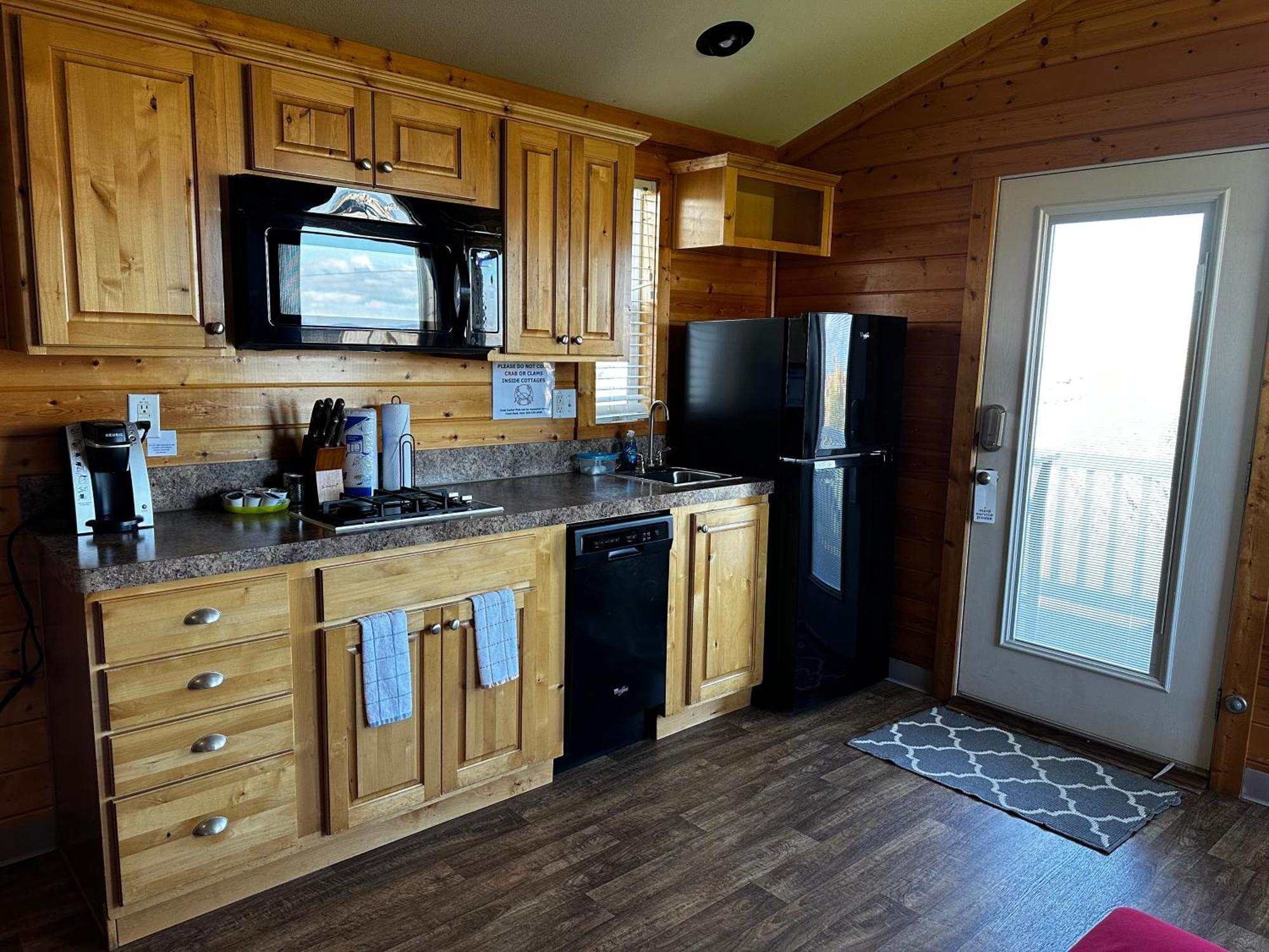 Westport Marina Cottages Екстериор снимка