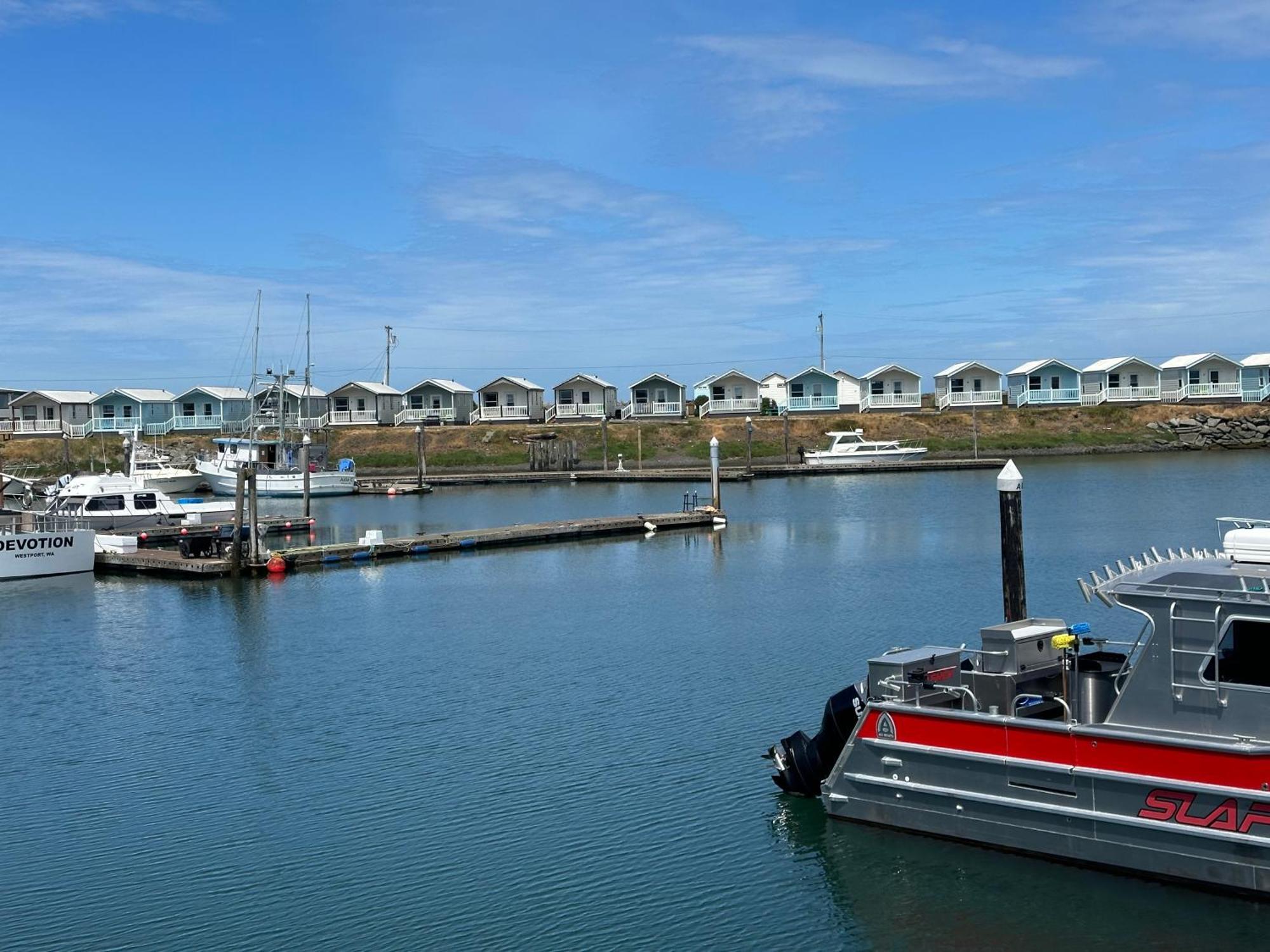 Westport Marina Cottages Екстериор снимка